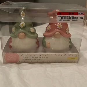 Salt and pepper shakers